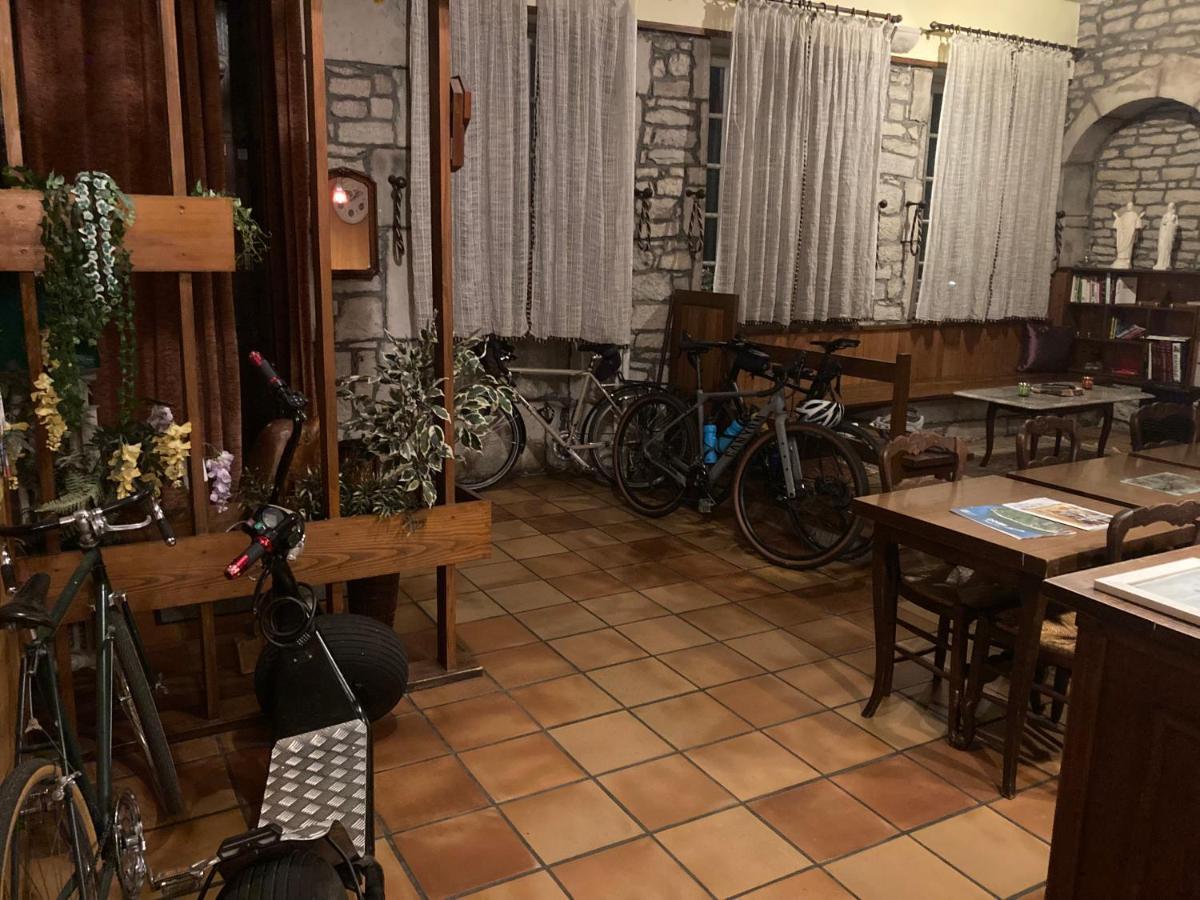 Ancien Hôtel plein de charme Baume-les-Dames Extérieur photo